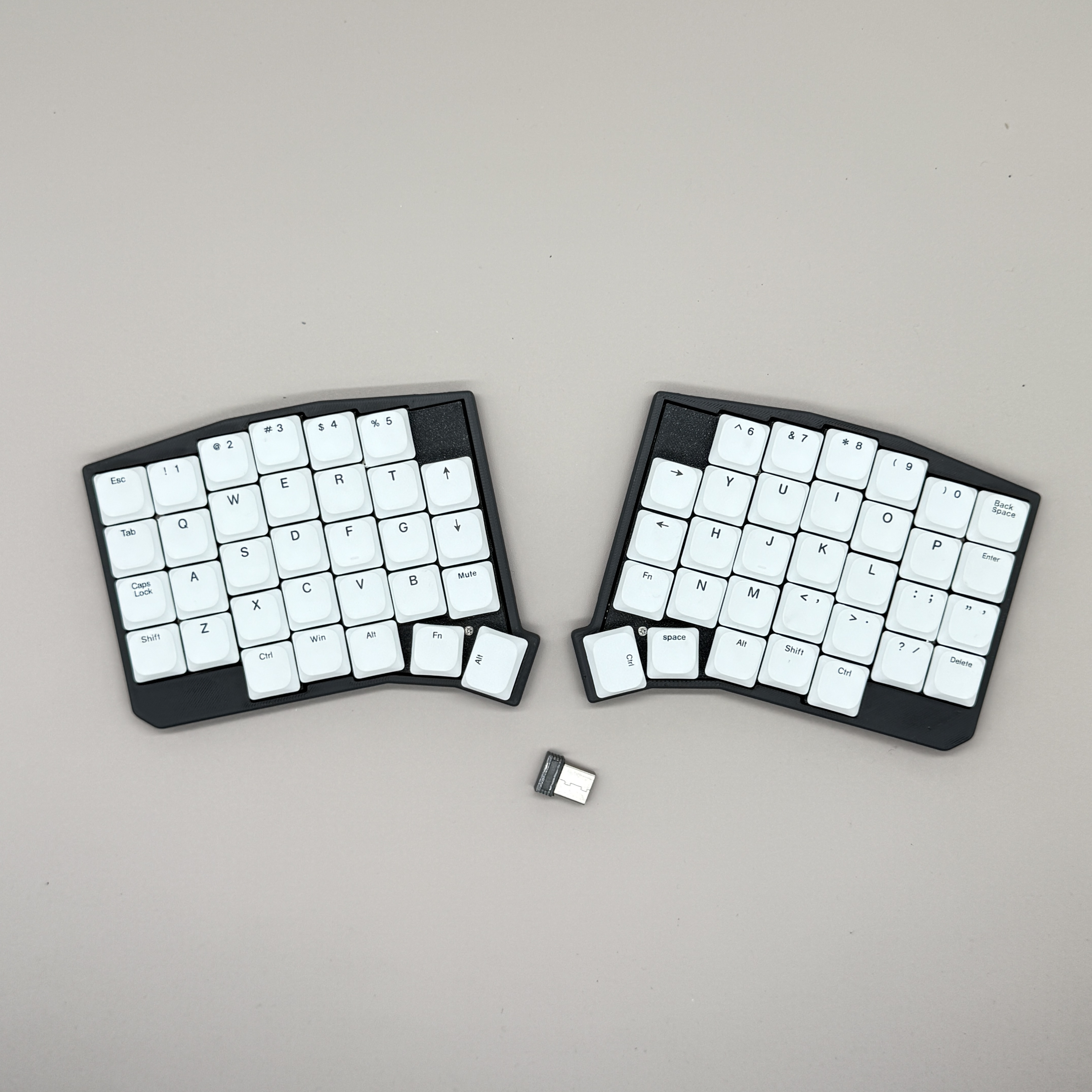 SOFLE Low Profile Split Keyboa - đánh giá và giá Gaming Keyboard Extension