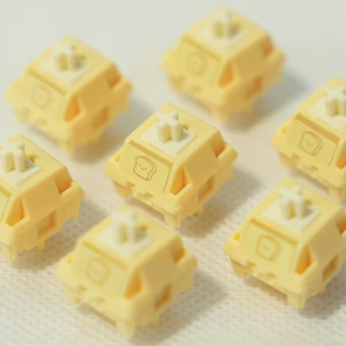 Rena Lab X HMX Toast Switch Li - đánh giá và giá Gaming Keyboard Thocky