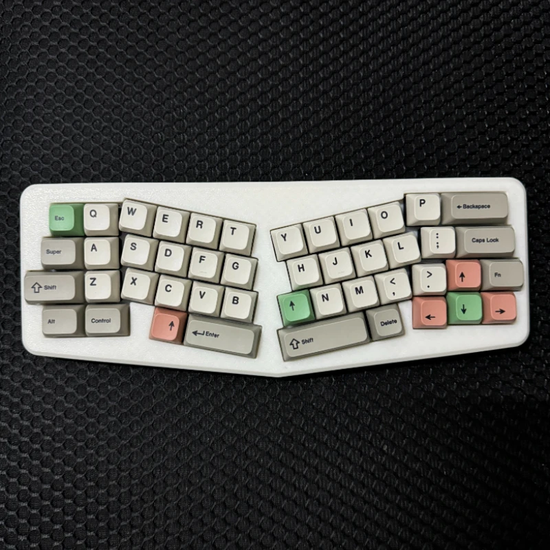 Cyber_Alice 40% Keyboard Ultra - đánh giá và giá Gaming Keyboard Types